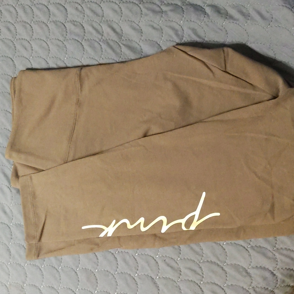 NWT Gray VS Pink leggings